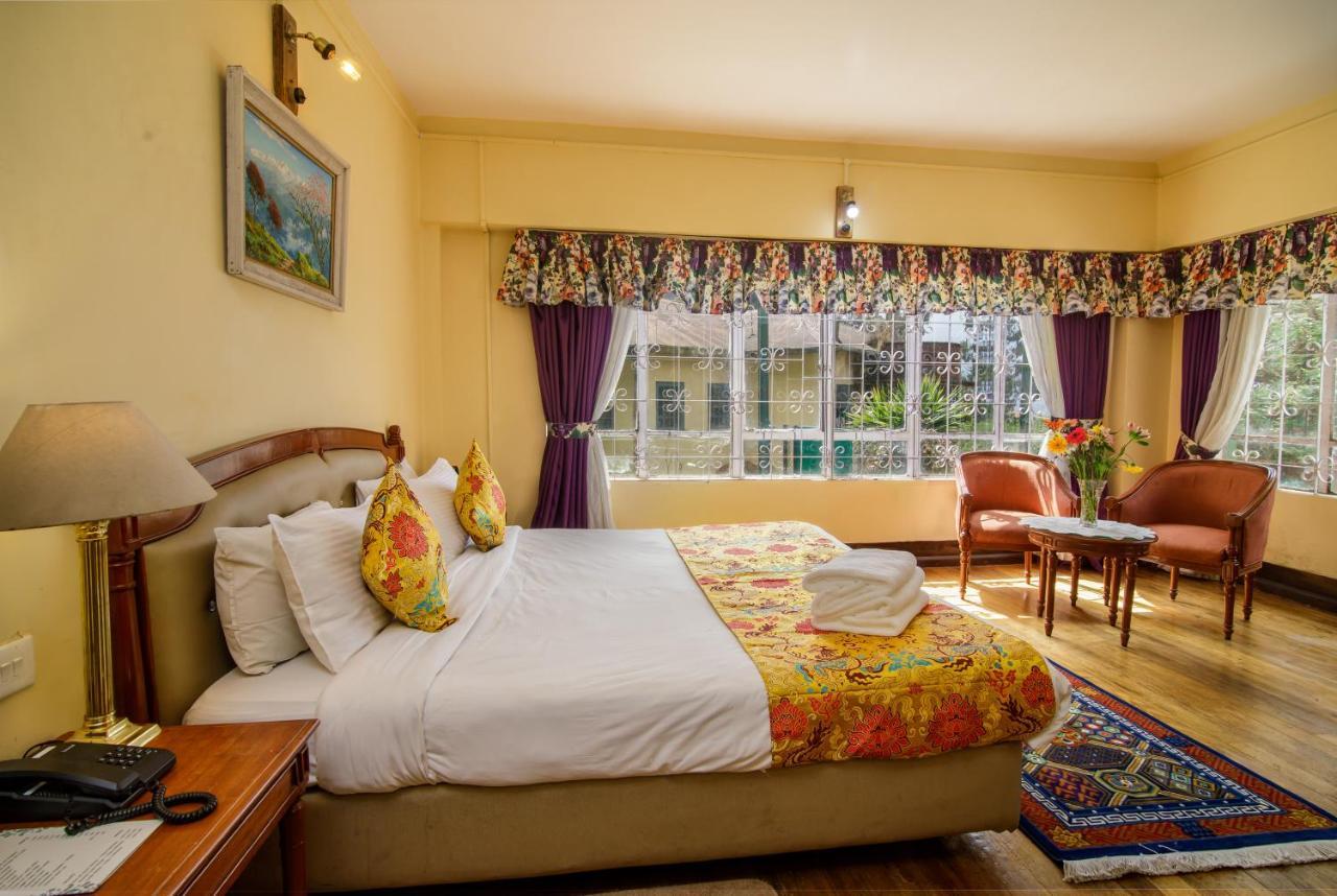 Muscatel Himalayan Resort - 400 Mts From Mall Road Дарджилінг Екстер'єр фото