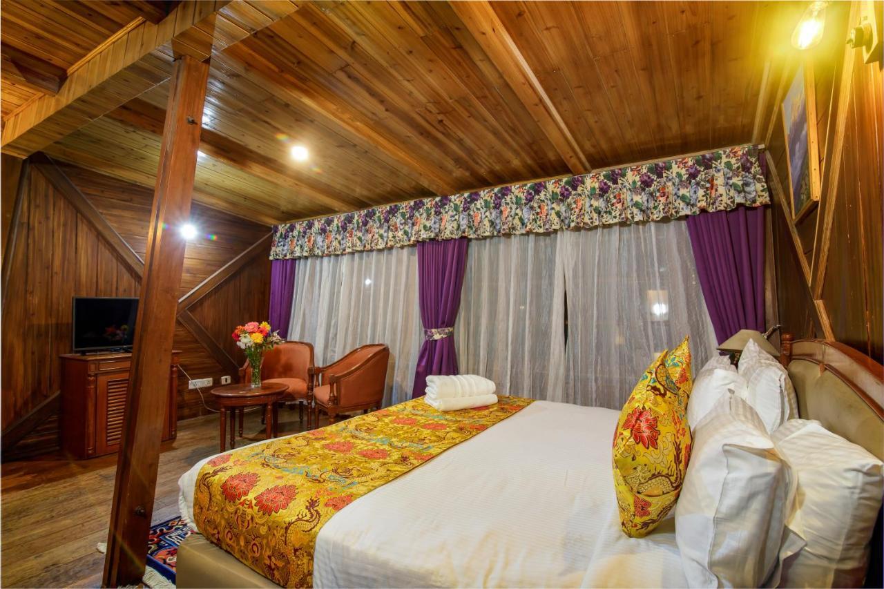 Muscatel Himalayan Resort - 400 Mts From Mall Road Дарджилінг Екстер'єр фото