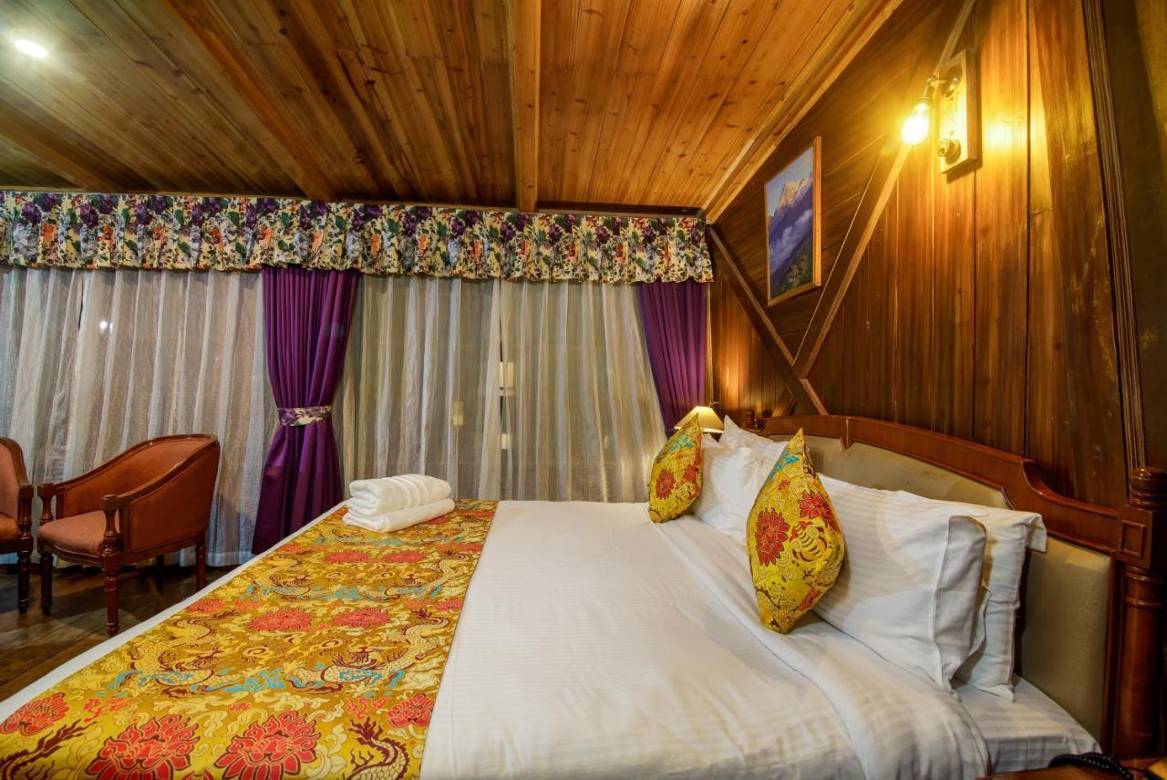 Muscatel Himalayan Resort - 400 Mts From Mall Road Дарджилінг Екстер'єр фото