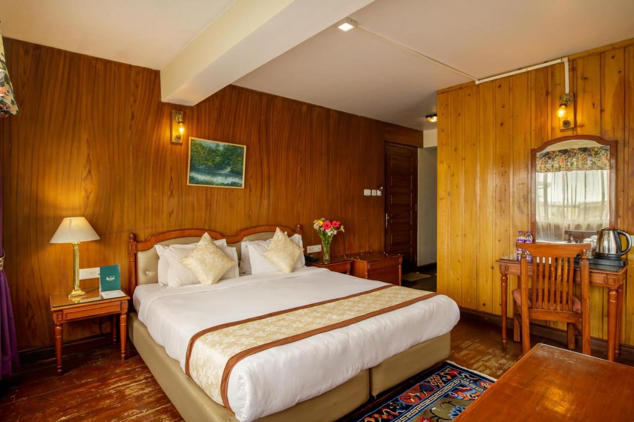 Muscatel Himalayan Resort - 400 Mts From Mall Road Дарджилінг Екстер'єр фото