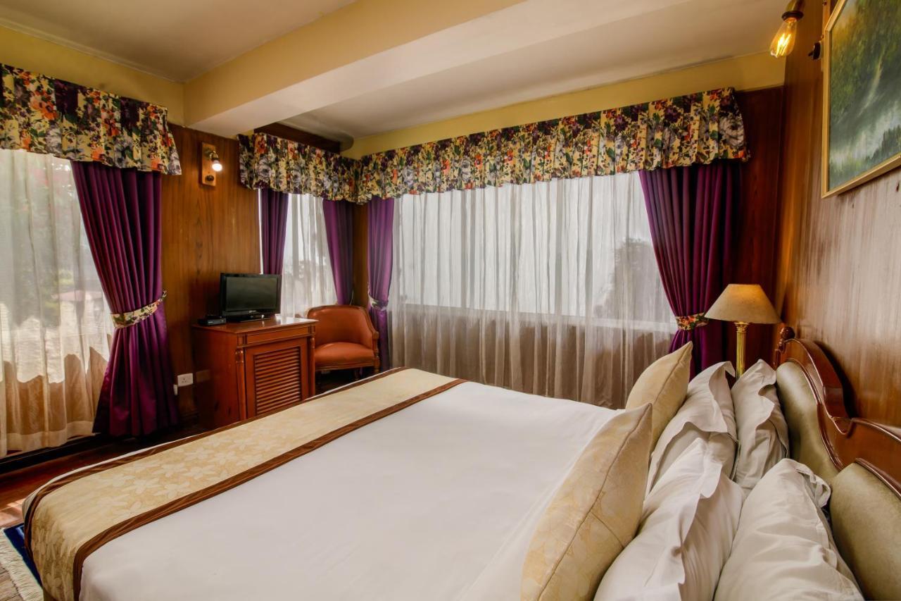 Muscatel Himalayan Resort - 400 Mts From Mall Road Дарджилінг Екстер'єр фото