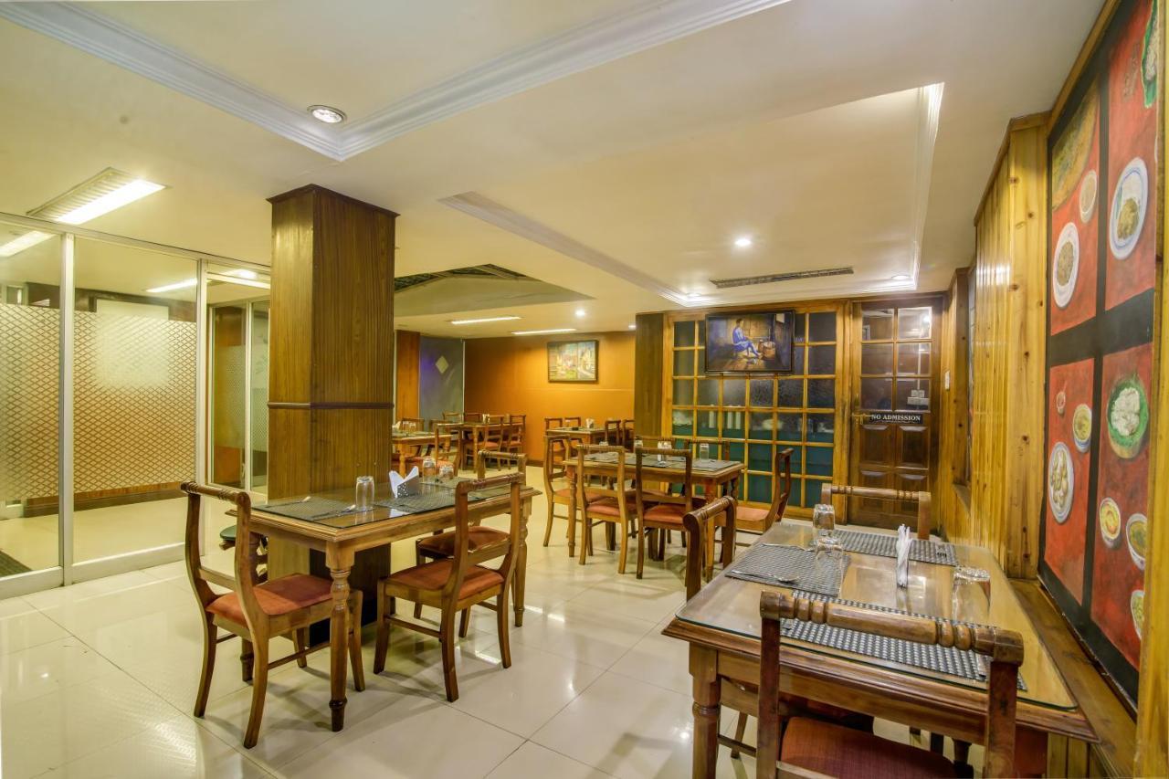 Muscatel Himalayan Resort - 400 Mts From Mall Road Дарджилінг Екстер'єр фото