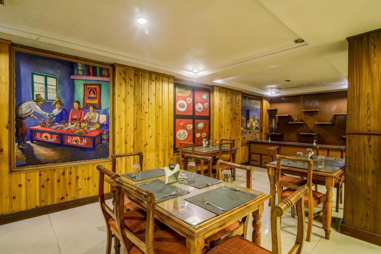 Muscatel Himalayan Resort - 400 Mts From Mall Road Дарджилінг Екстер'єр фото